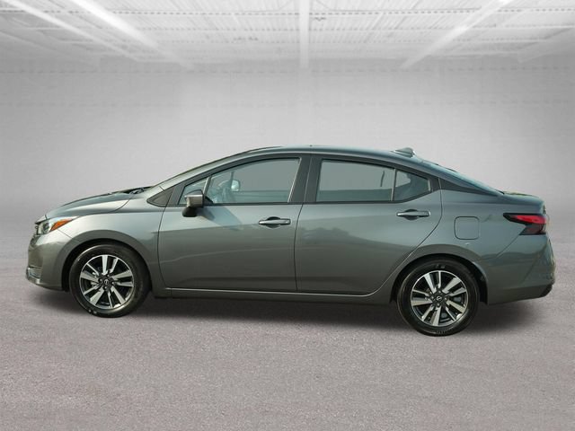 Used 2025 Nissan Versa SV FWD image 4