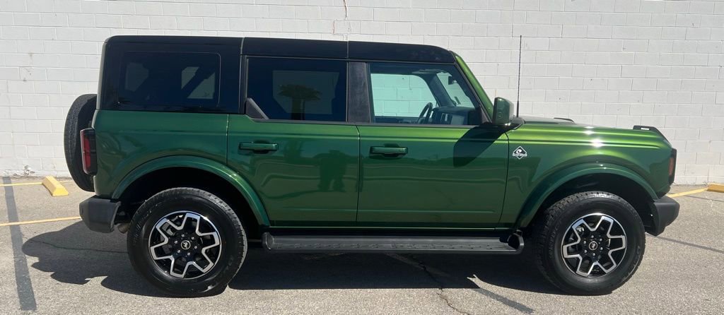 Used 2025 Ford Bronco Outer Banks image 6