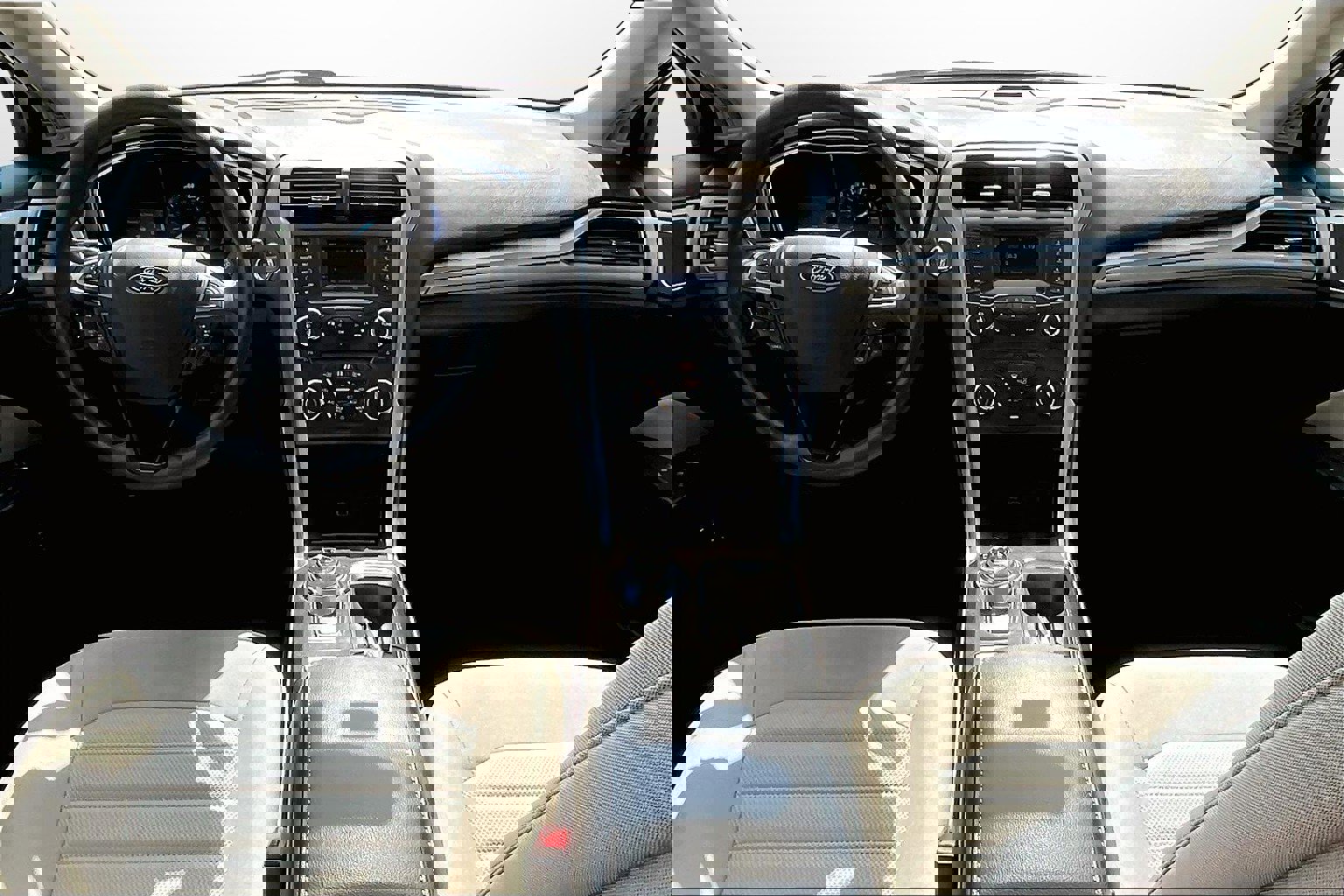 Used 2018 Ford Fusion S image 14