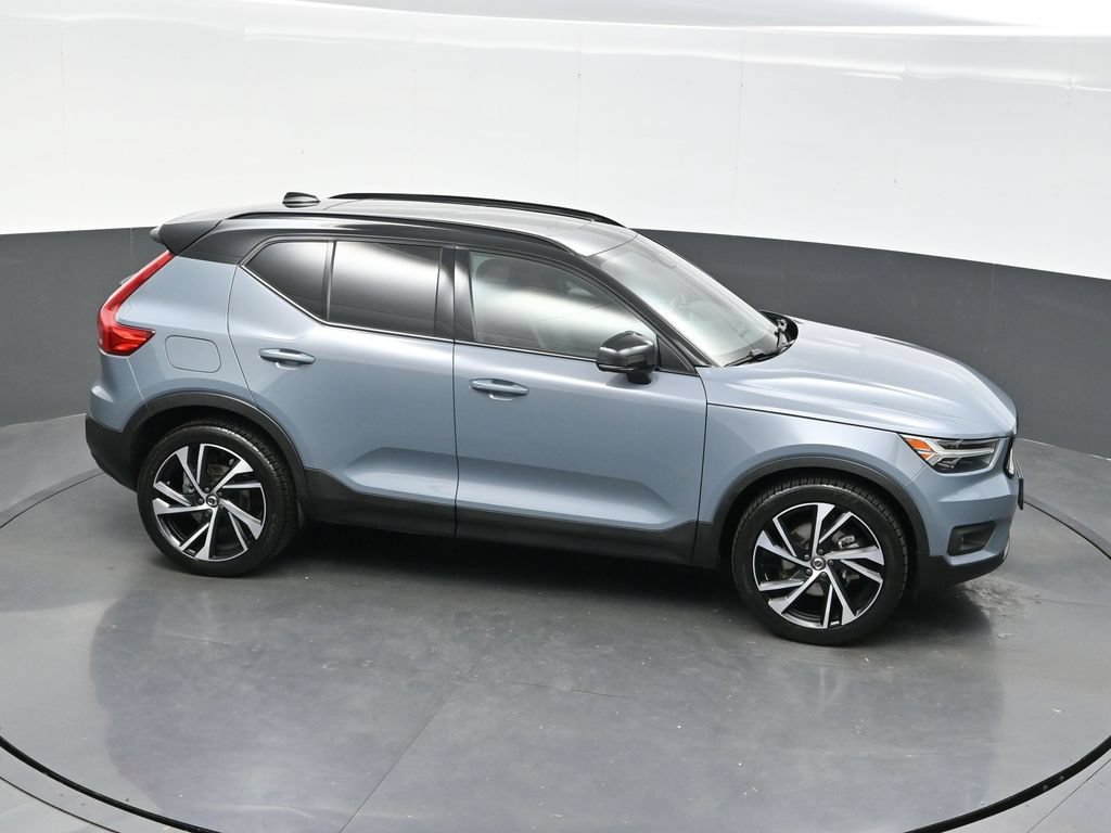 Used 2021 Volvo XC40 T5 R-Design w/ Protection Package Premier AWD/4WD image 33