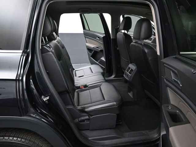 Used 2022 Volkswagen Atlas SE w/ Panoramic Sunroof Package image 34