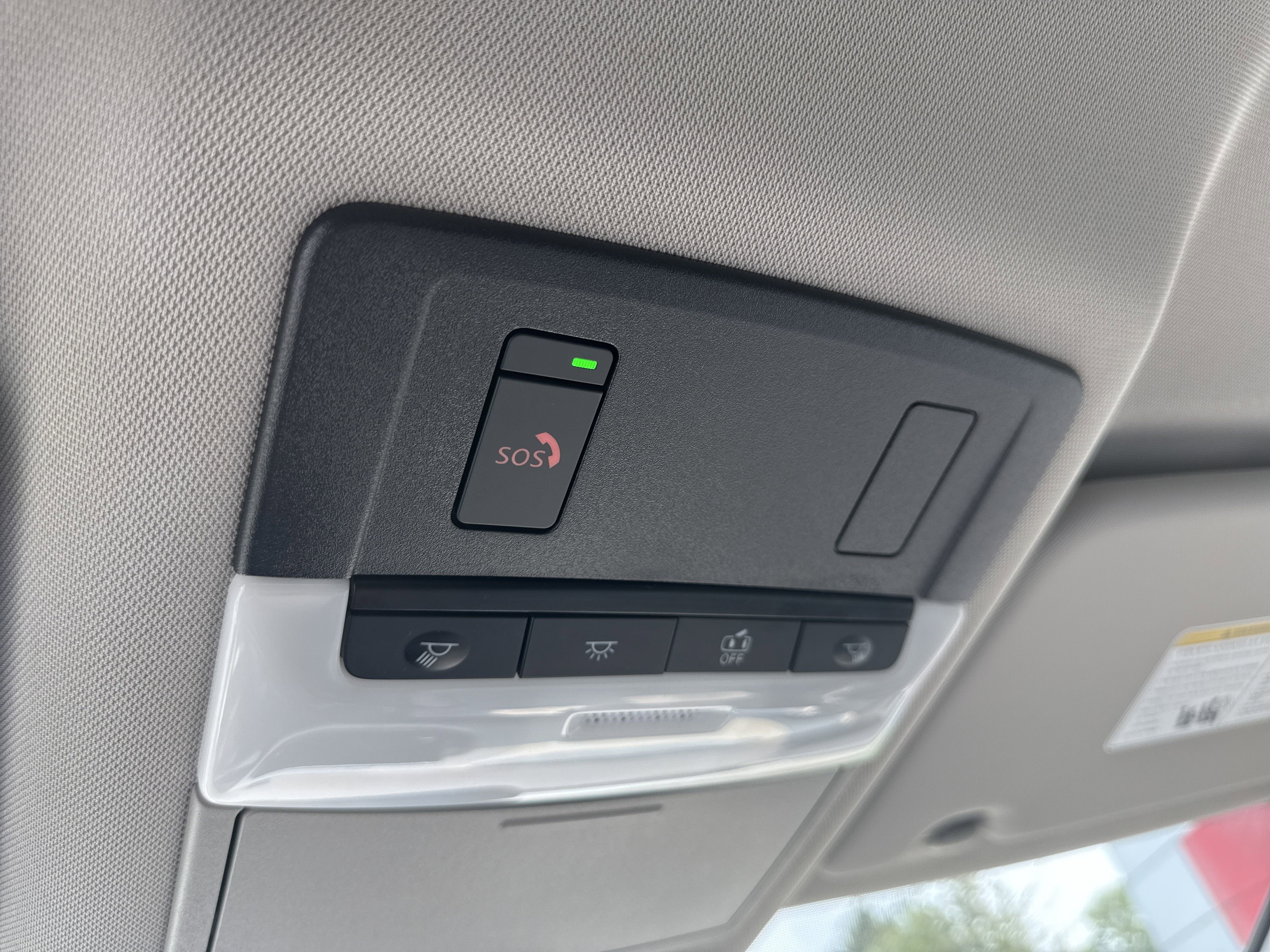 Used 2023 Nissan Rogue SV image 20