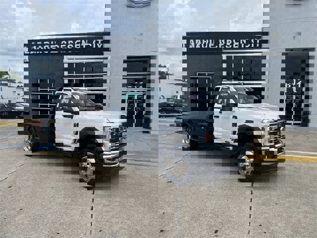 New 2025 Ford F550 4x4 Regular Cab Super Duty