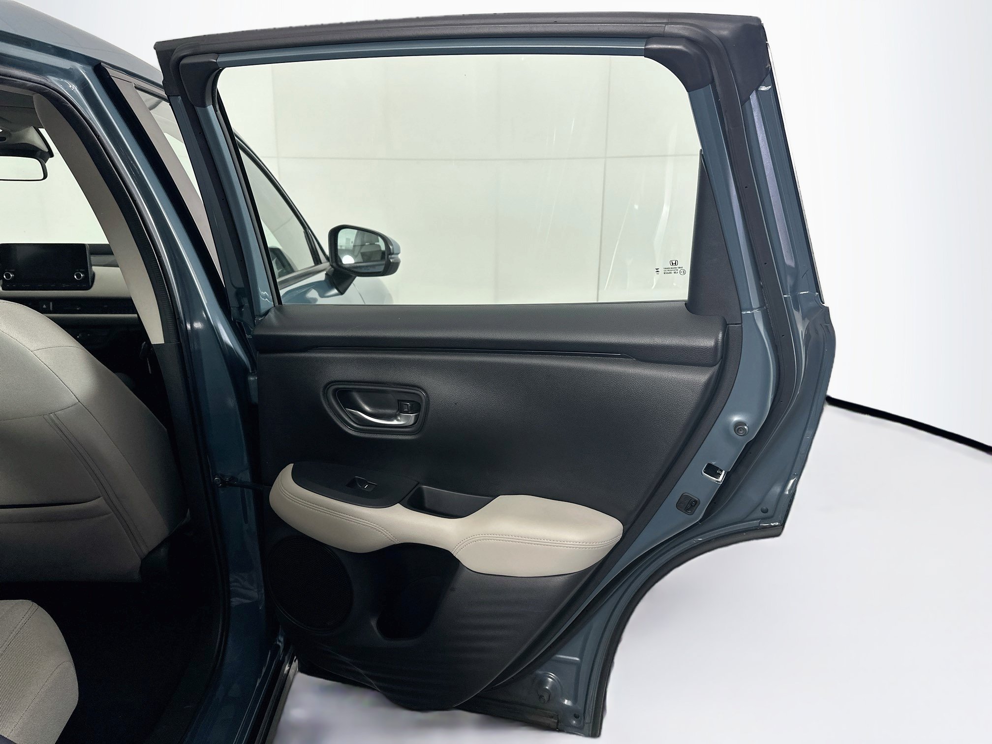 Used 2024 Honda HR-V LX image 27
