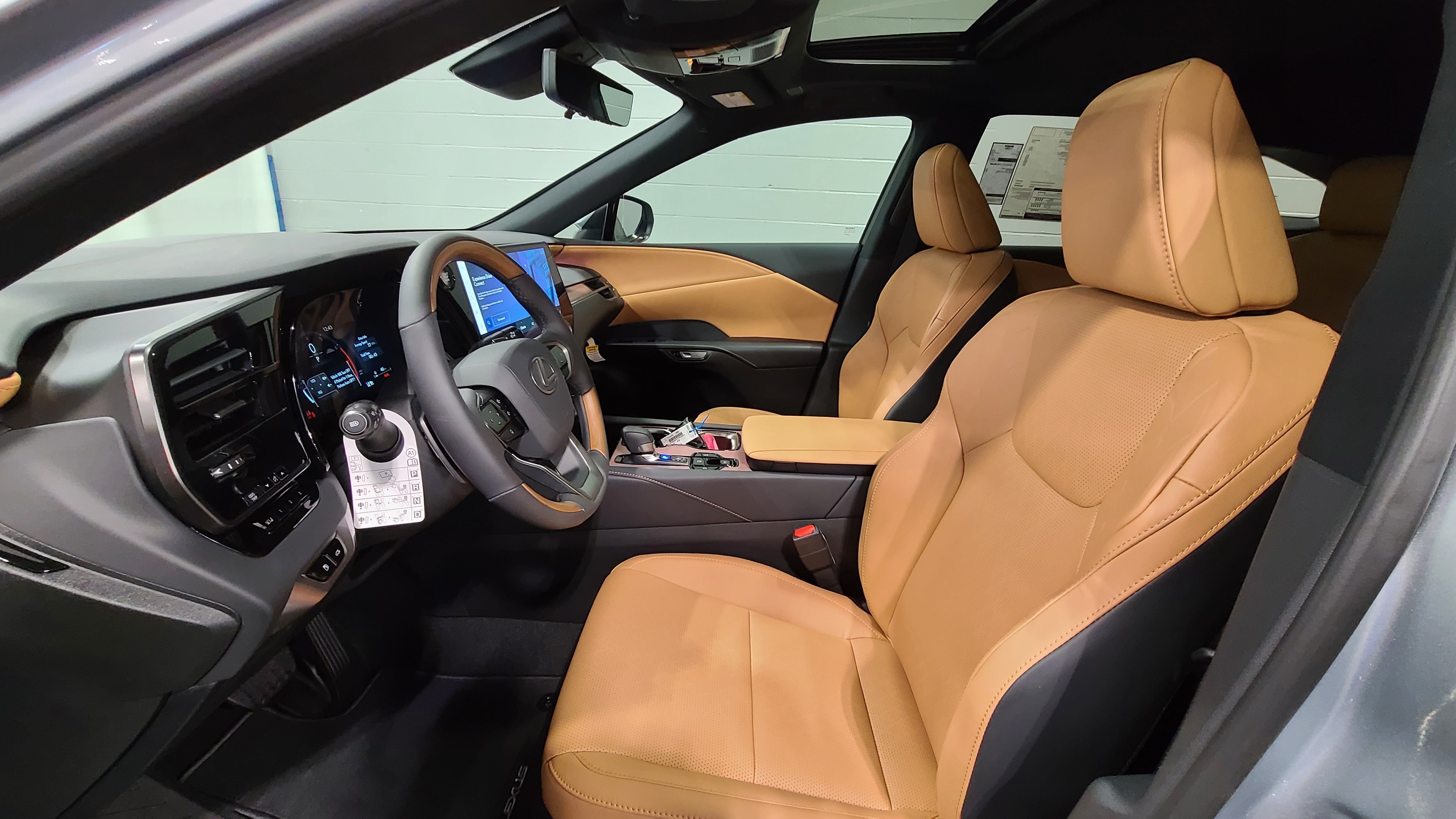 Used 2026 Lexus RX 350 Premium Plus w/ Convenience Package FWD image 29