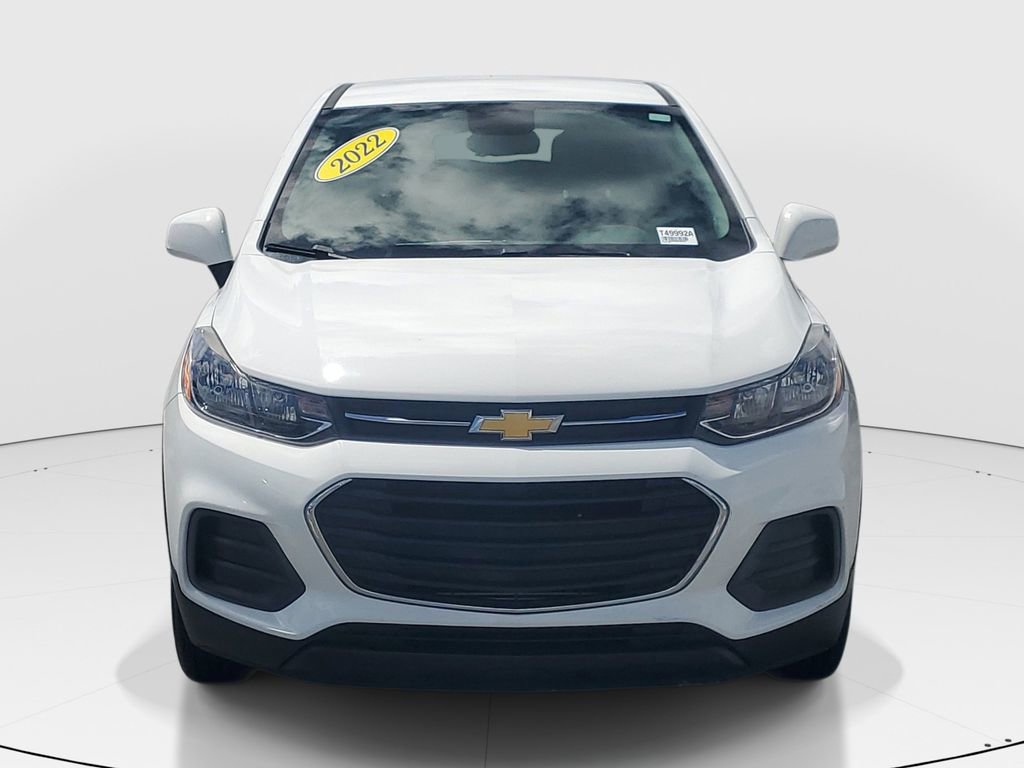 Used 2022 Chevrolet Trax LS image 2