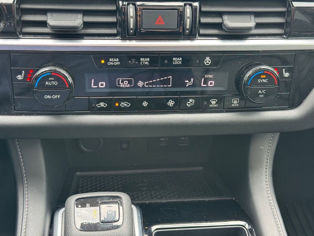 Used 2023 Nissan Pathfinder SL w/ SL Premium Package image 21