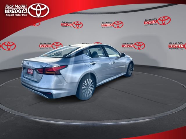 Used 2023 Nissan Altima 2.5 SV image 8