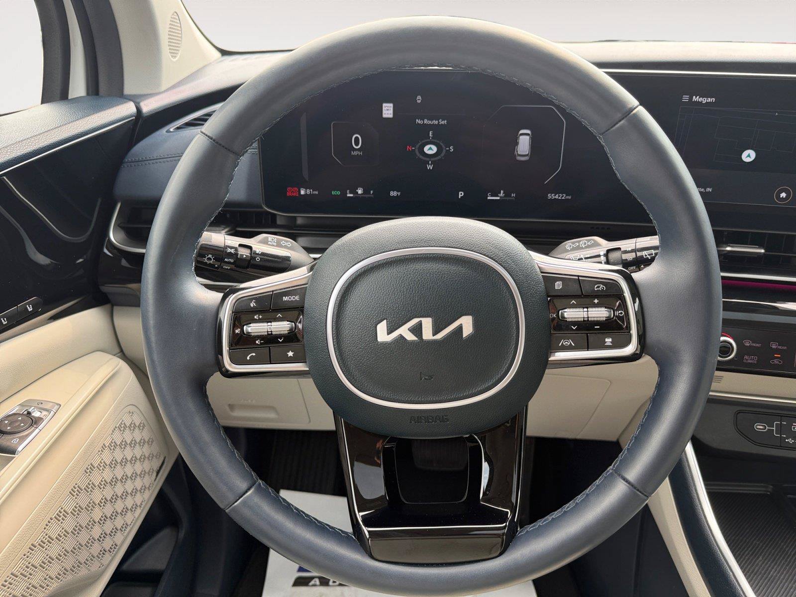 Used 2025 Kia Carnival SX Prestige FWD image 16