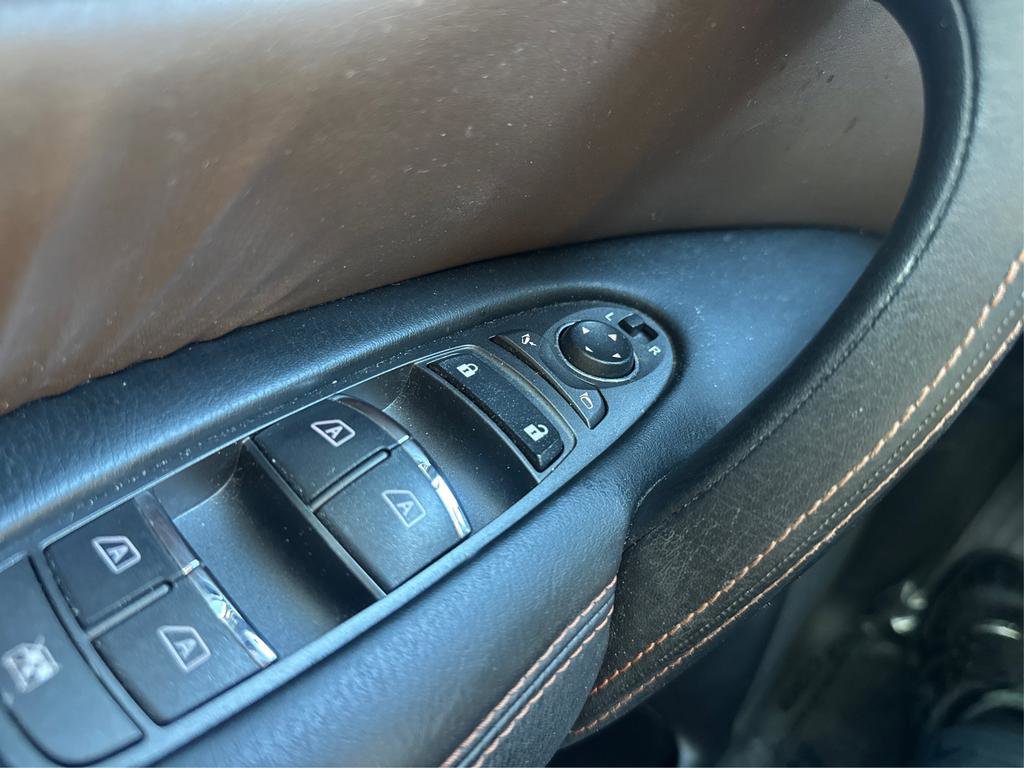 Used 2020 Nissan Armada Platinum w/ Platinum Reserve Package image 30