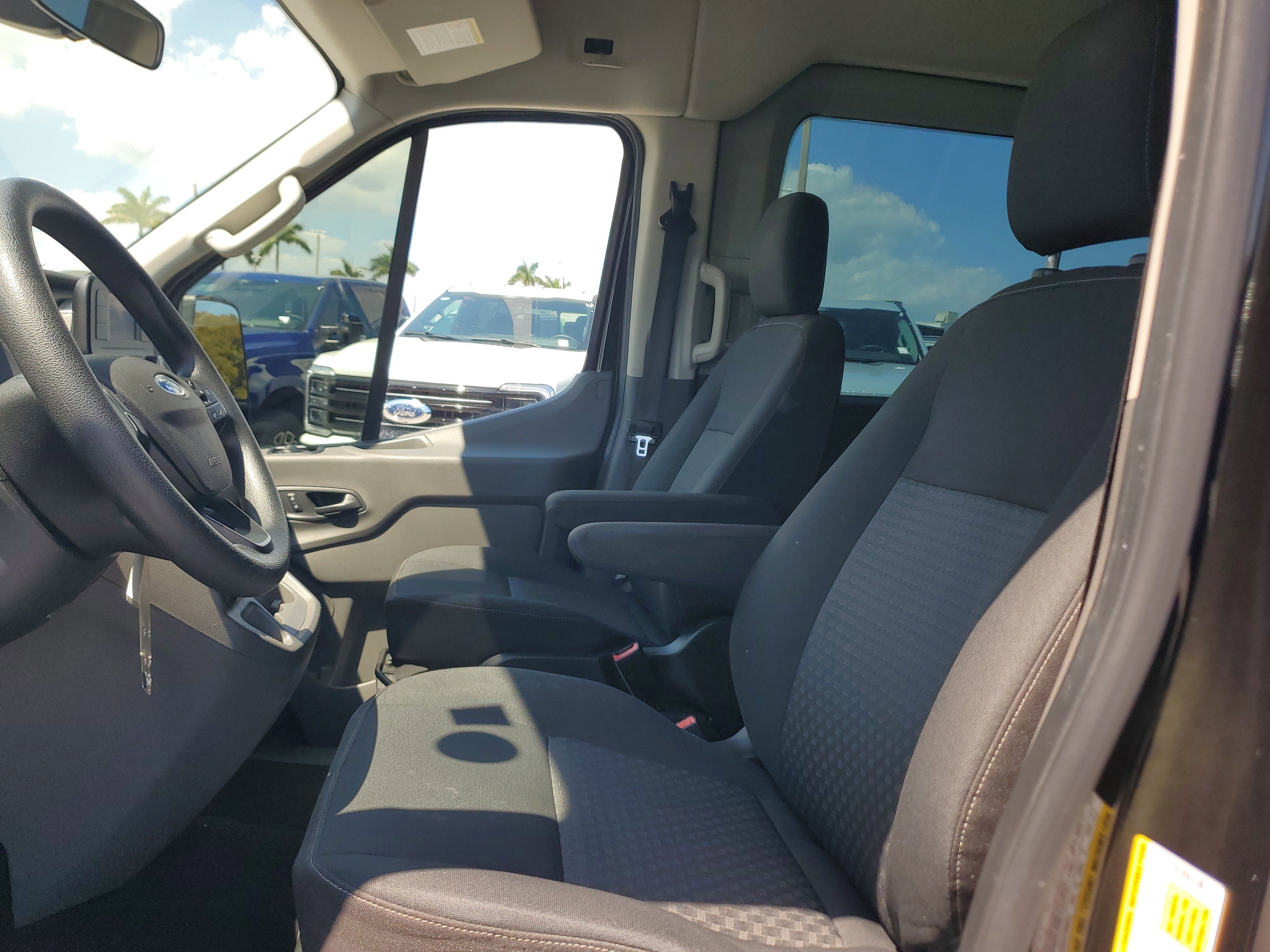Used 2021 Ford Transit 350 XLT image 11