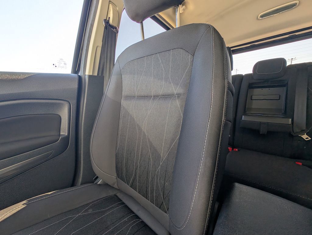 Used 2020 Ford EcoSport SE w/ SE Convenience Package image 12