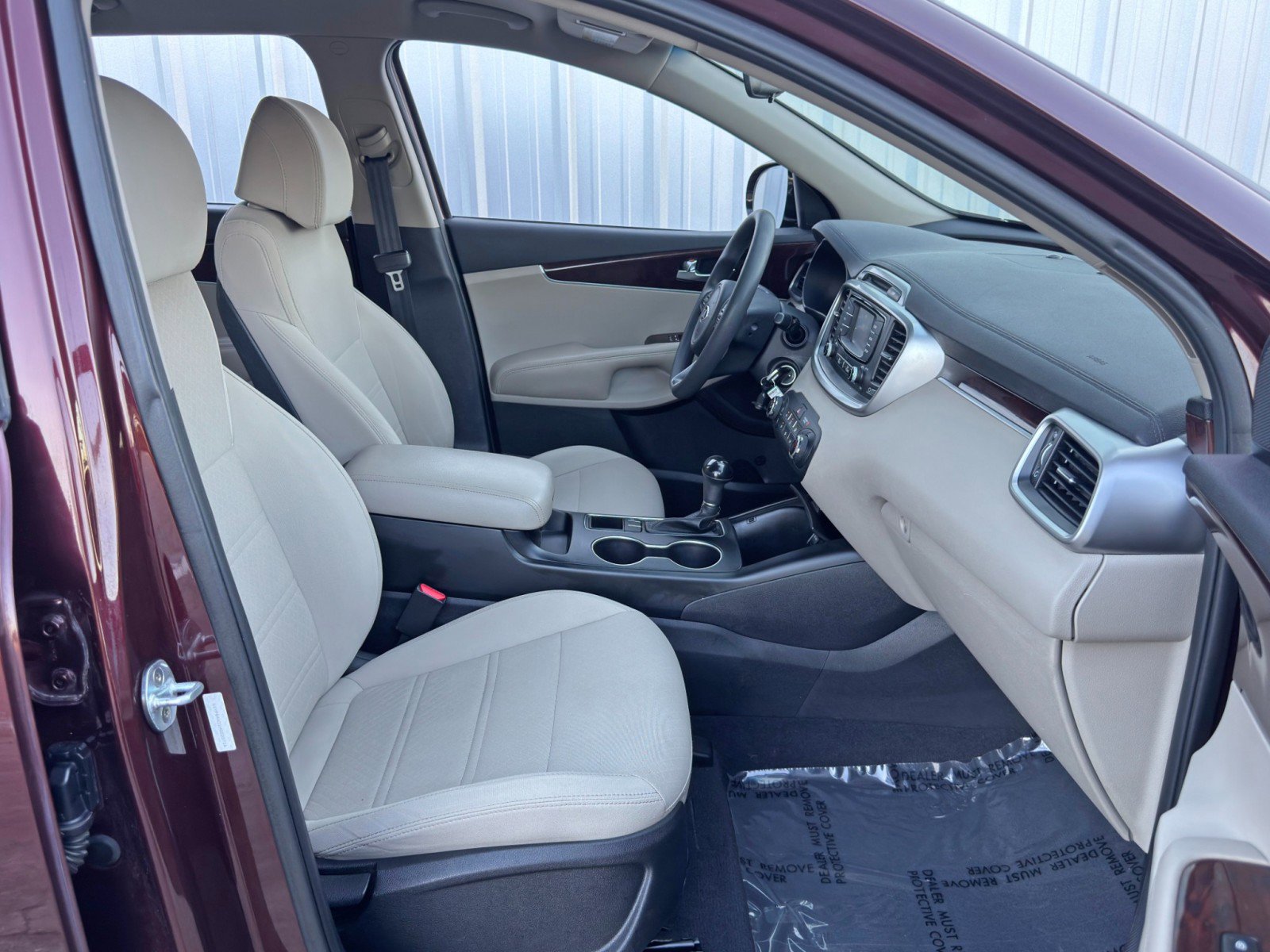Used 2017 Kia Sorento LX FWD image 14