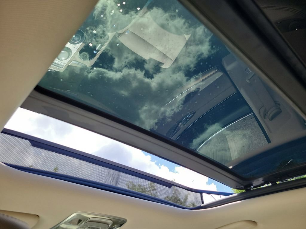 Certified 2023 Genesis GV70 2.5T w/ Select Package image 21