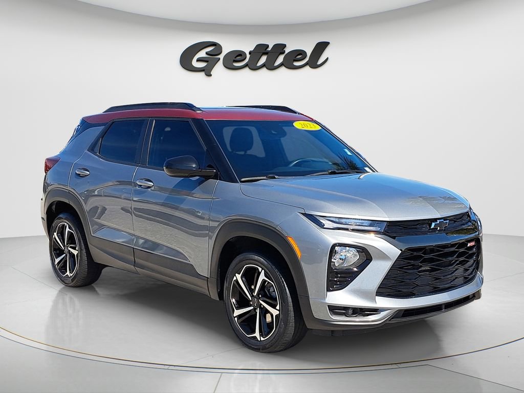 Used 2023 Chevrolet TrailBlazer RS w/ Sun and Liftgate Package AWD/4WD image 3