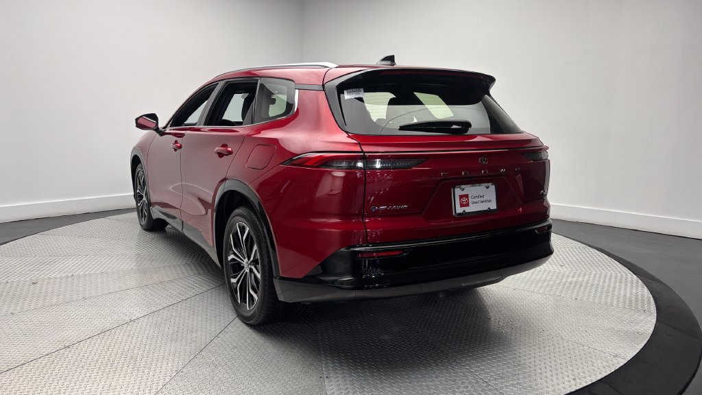 Certified 2025 Toyota Crown Signia AWD/4WD image 35