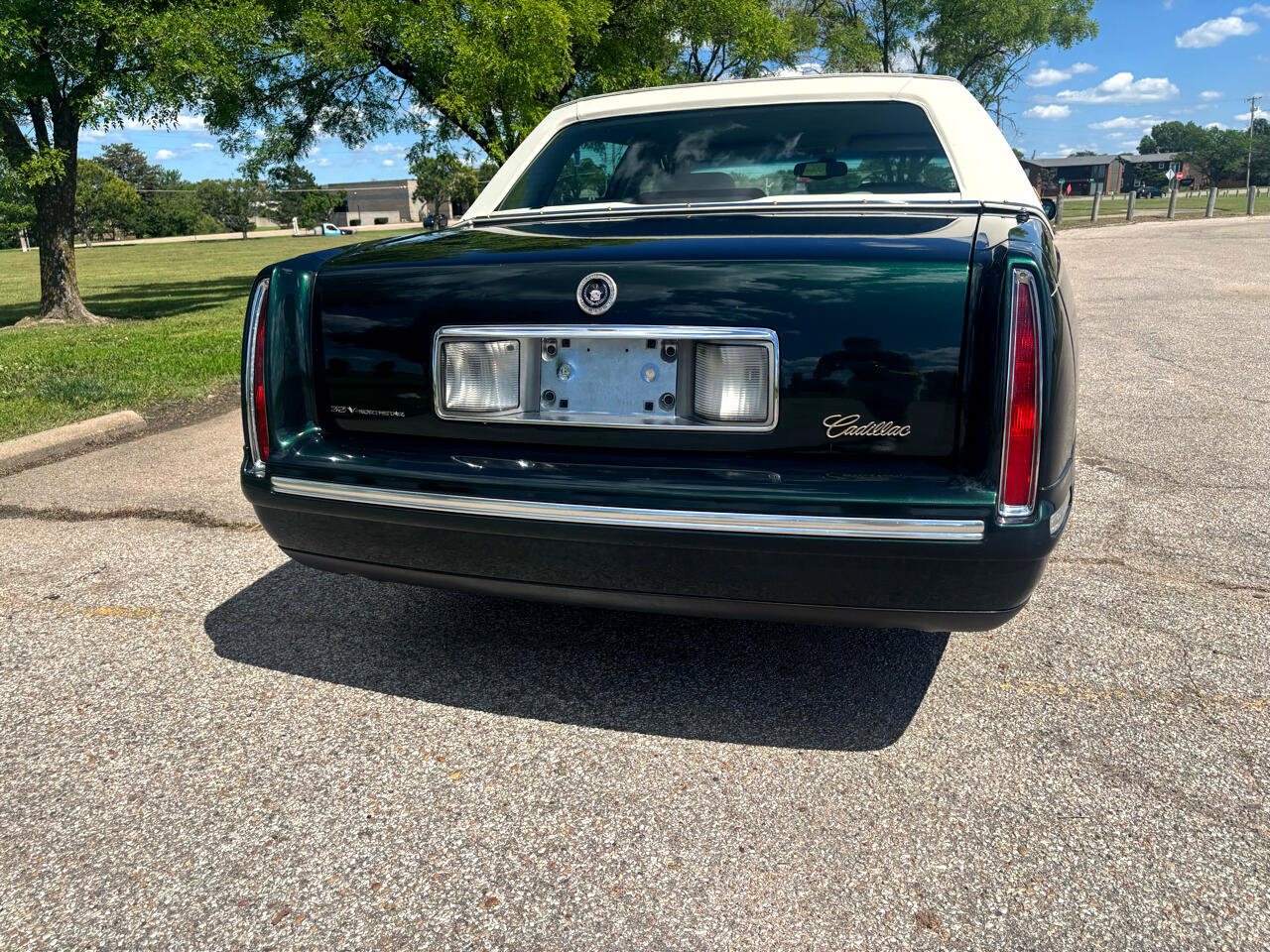 Used 1999 Cadillac De Ville Sedan w/ Comfort/Convenience Pkg image 23