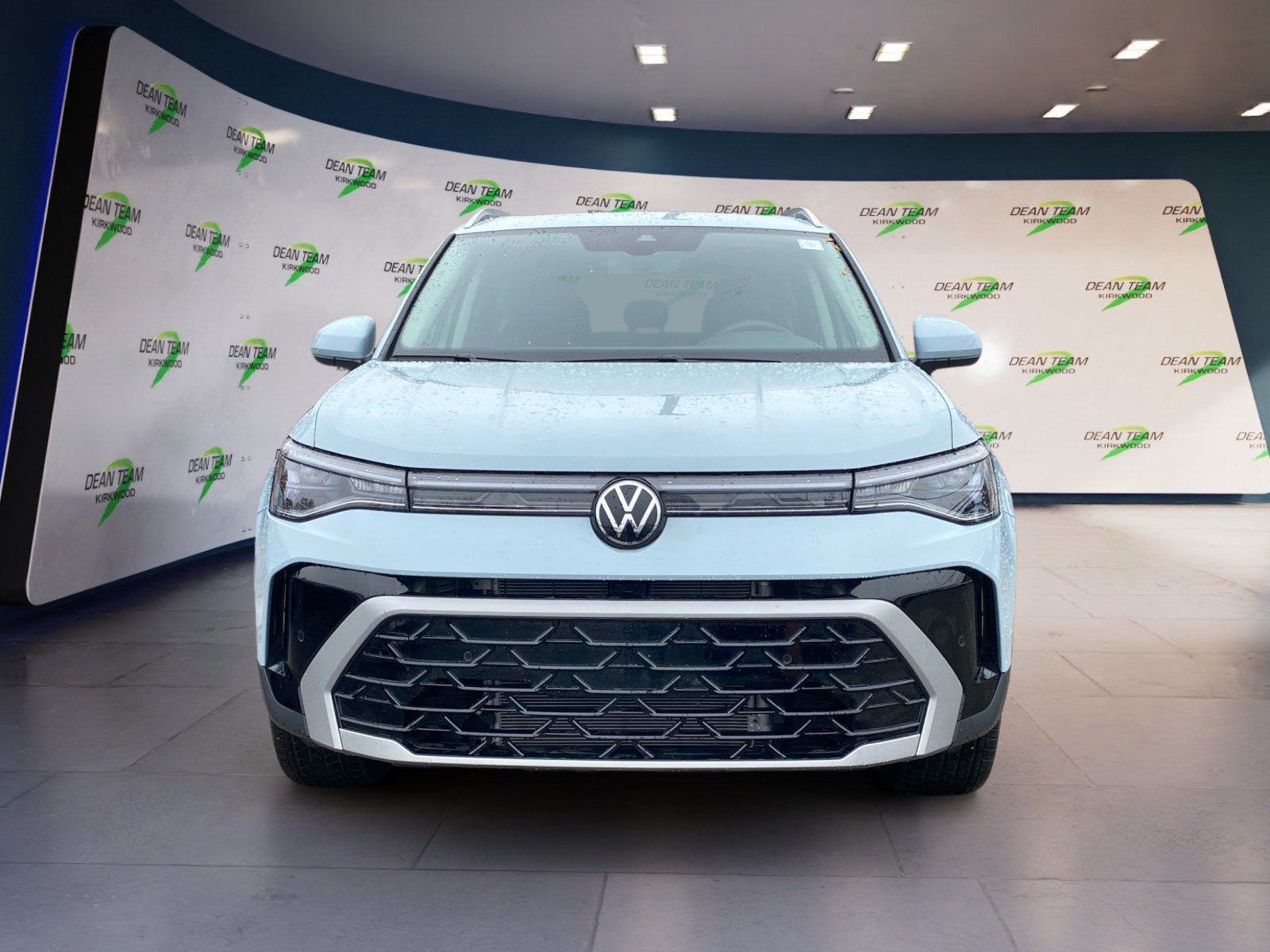 Used 2025 Volkswagen Taos SEL AWD/4WD image 7