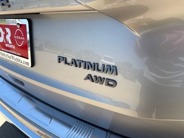 Used 2025 Nissan Rogue Platinum AWD/4WD image 9