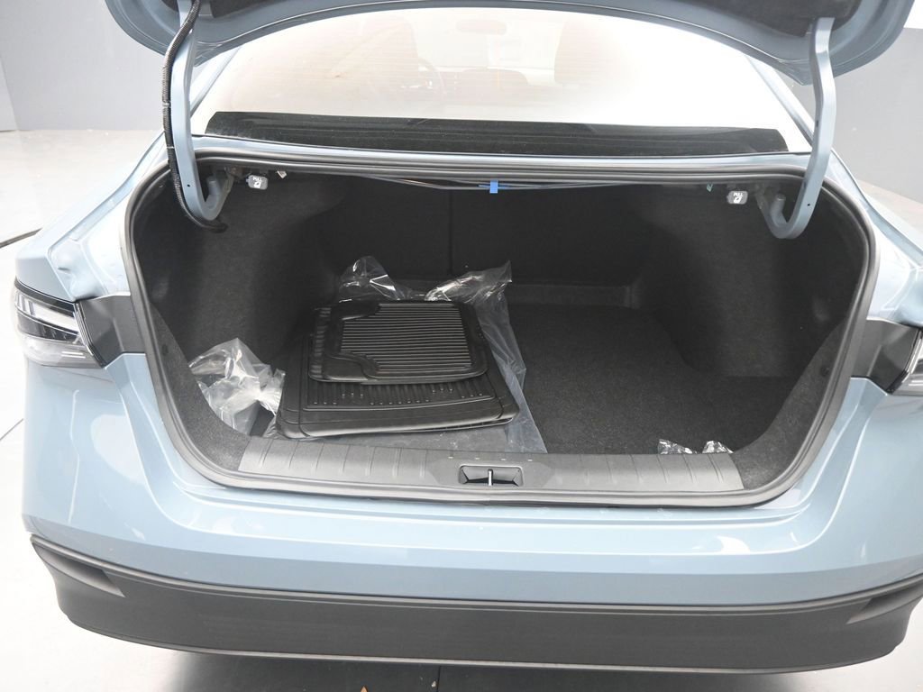 New 2026 Nissan Sentra SV image 19