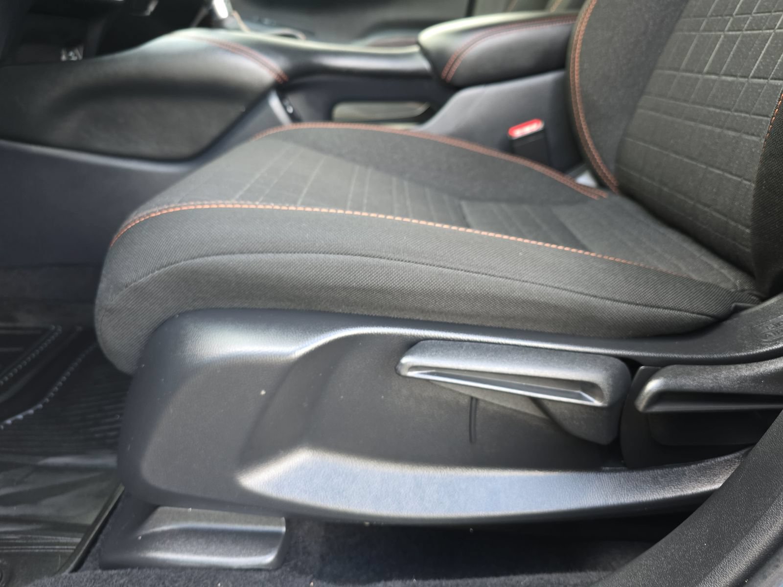 Used 2024 Honda HR-V Sport image 30