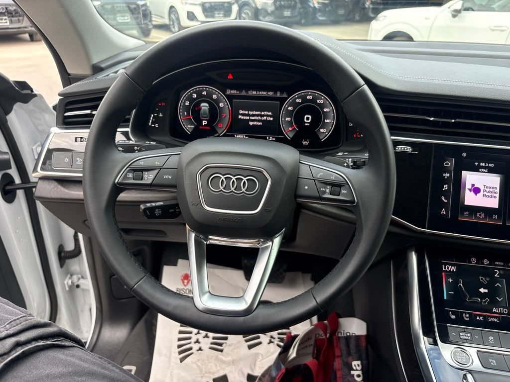 Used 2023 Audi Q8 Premium Plus AWD/4WD image 20