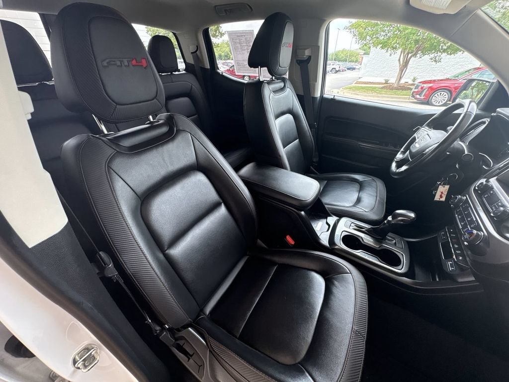 Certified 2022 GMC Canyon AT4 w/ Trailering Package AWD/4WD image 28