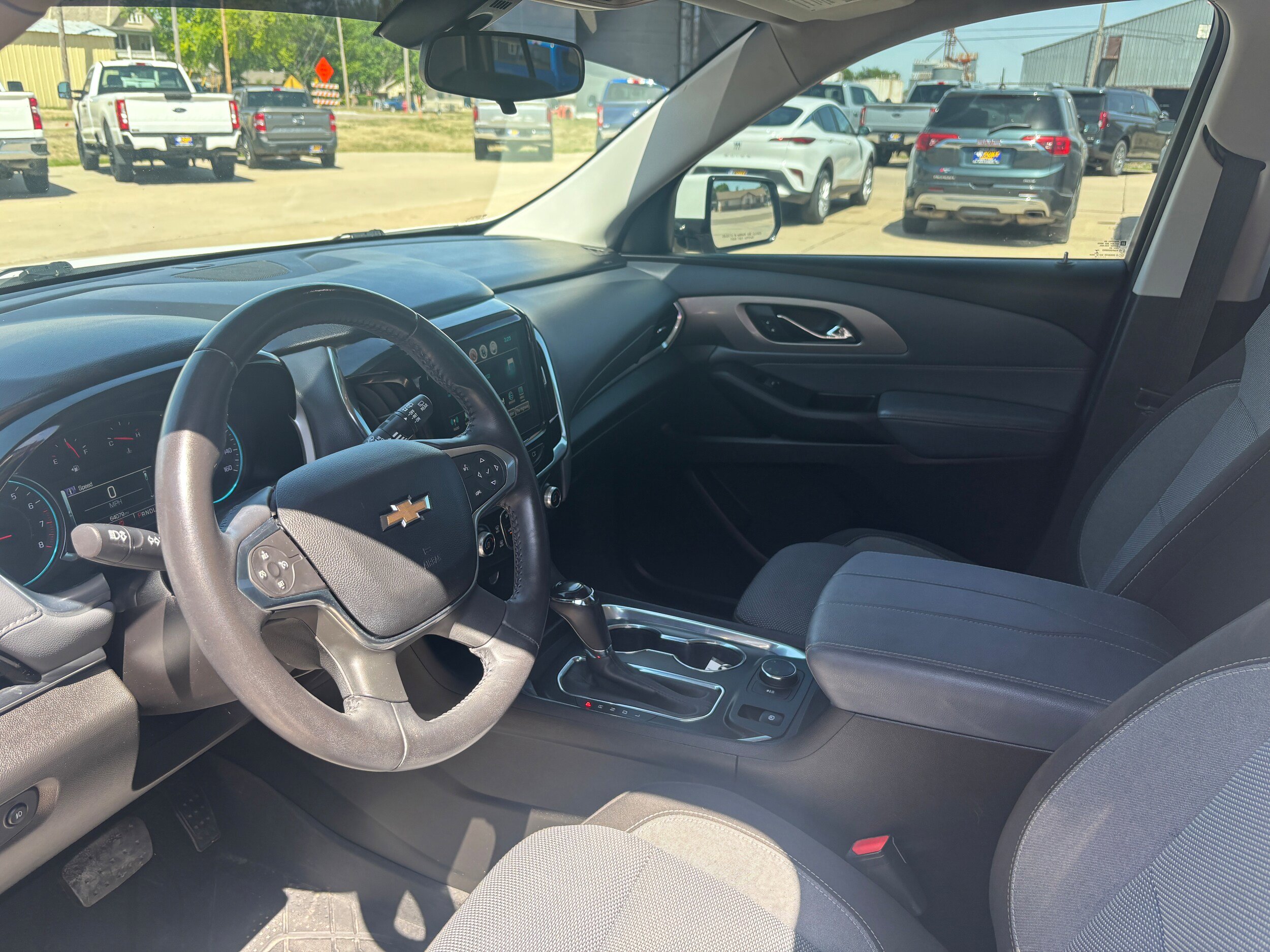 Used 2018 Chevrolet Traverse LT w/ LPO, Floor Liner Package AWD/4WD image 10