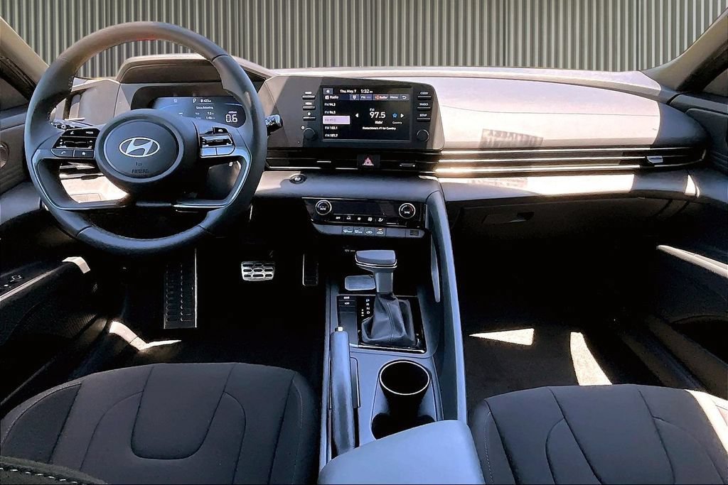 New 2026 Hyundai Elantra Sport FWD image 6