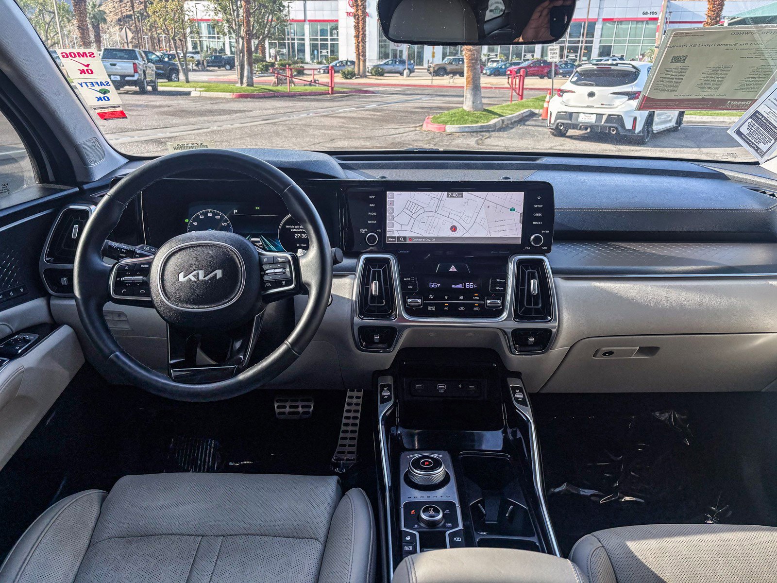 Used 2023 Kia Sorento SX Prestige image 16