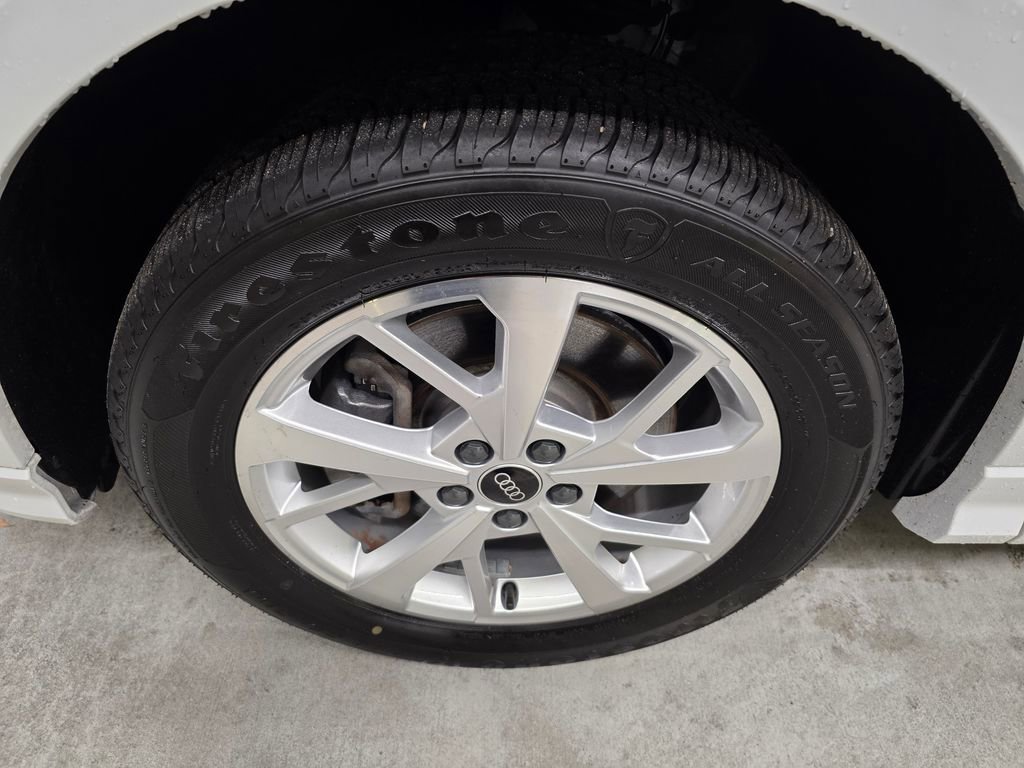 Used 2023 Audi Q3 2.0T Premium image 9