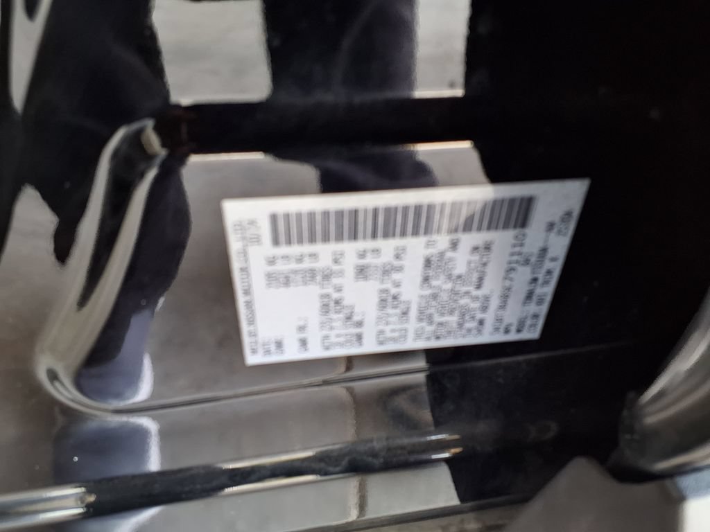 Used 2025 Nissan Rogue SV FWD image 34