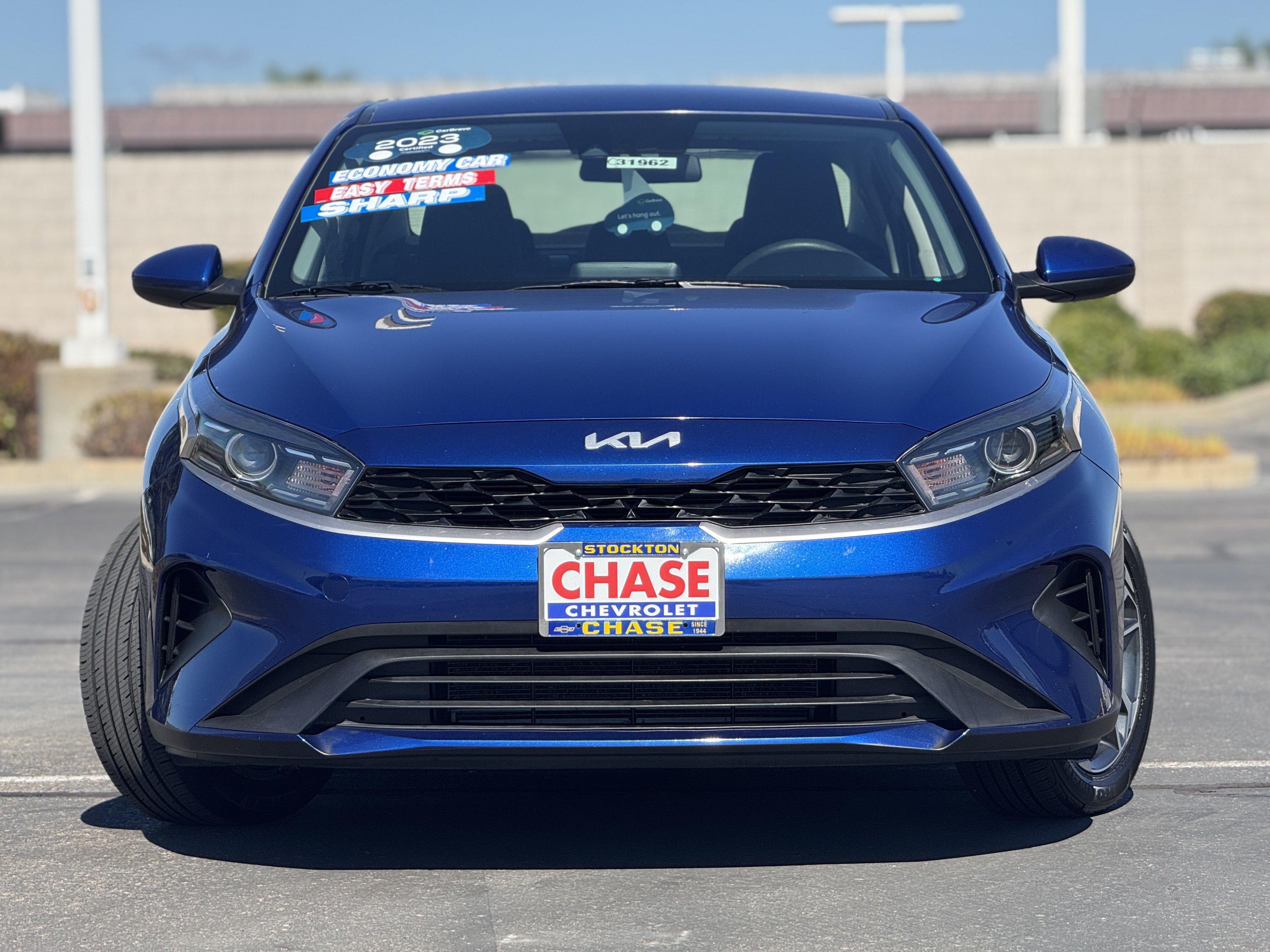 Used 2023 Kia Forte LXS FWD image 2