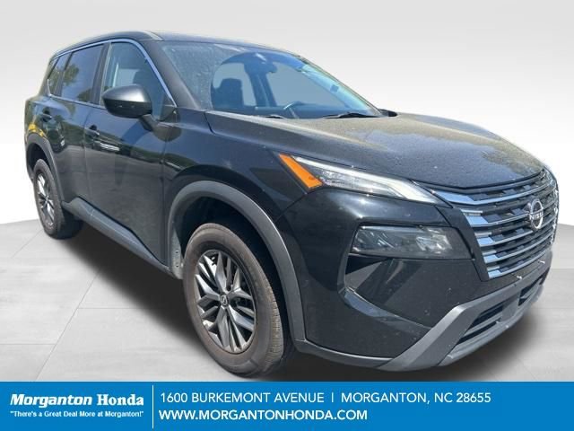 Used 2024 Nissan Rogue S AWD/4WD image 1
