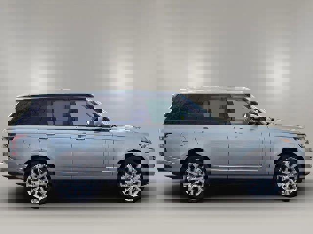 Used 2016 Land Rover Range Rover Supercharged image 4