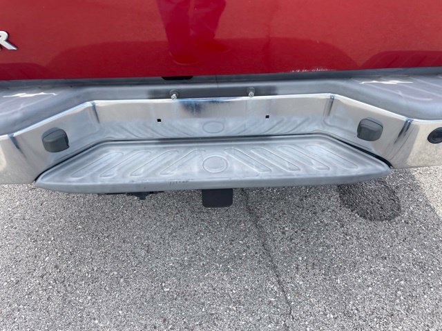 Used 2015 Nissan Frontier SV w/ SV Value Truck Package RWD image 11