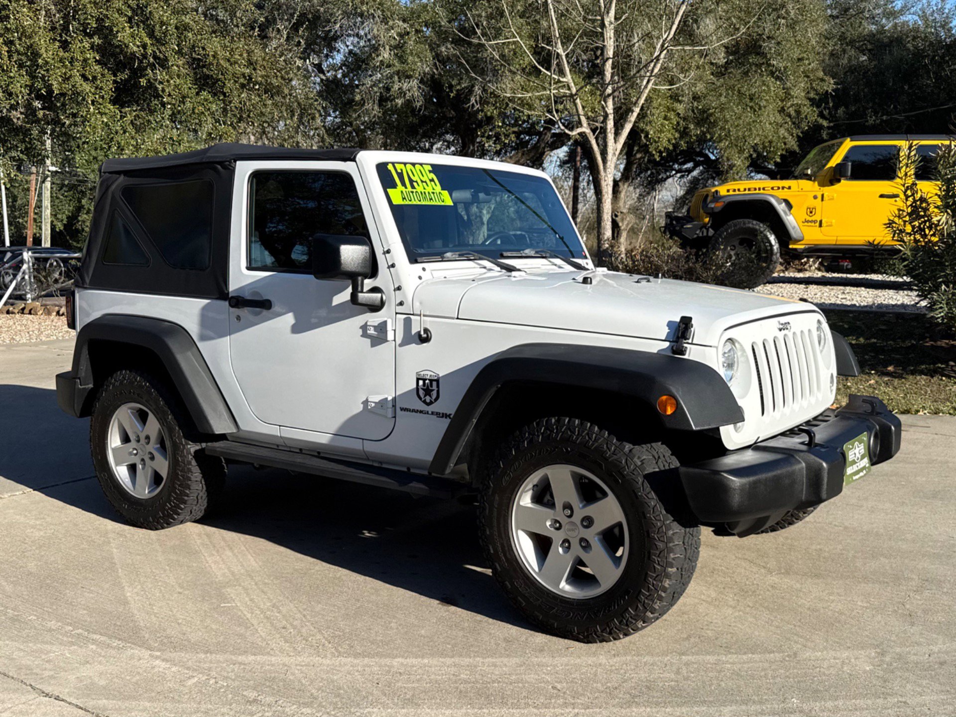 Used 2018 Jeep Wrangler Sport image 15