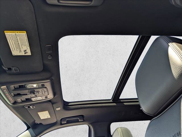 Used 2022 GMC Yukon XL Denali image 15