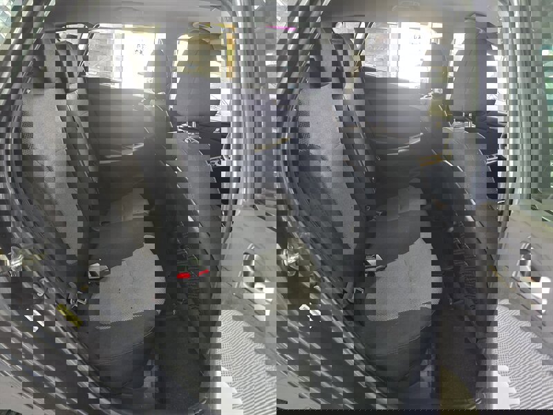 Used 2012 Hyundai Accent GS image 15