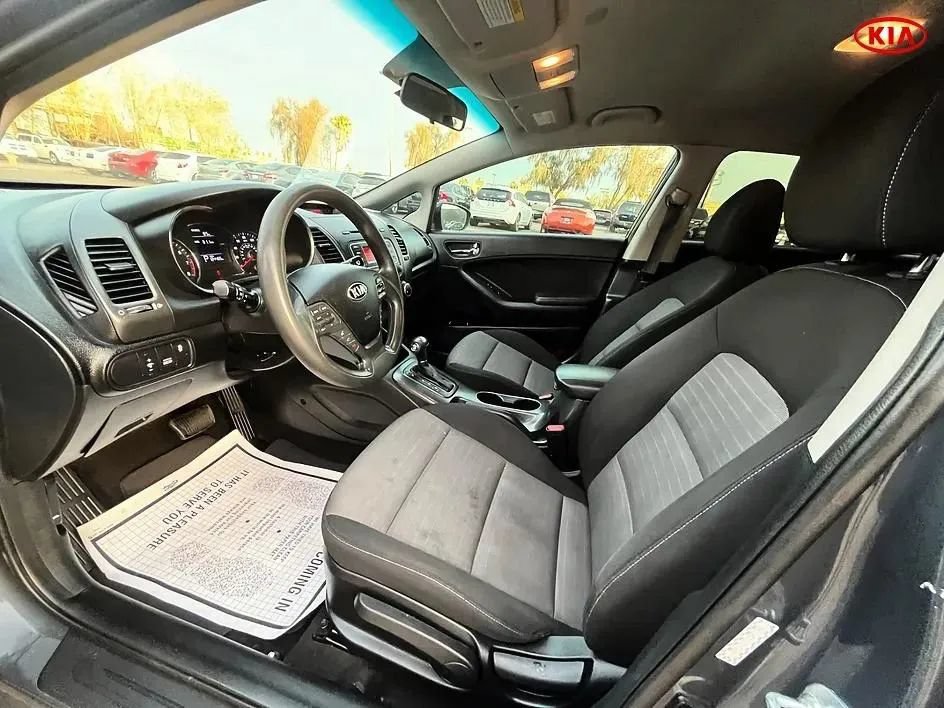 Used 2016 Kia Forte LX FWD image 9