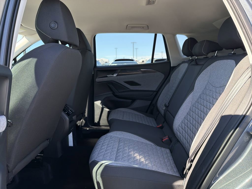 Used 2025 Volkswagen Tiguan S image 13