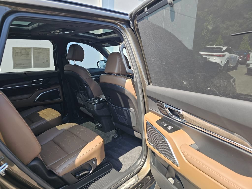 Used 2022 Kia Telluride SX w/ SX Prestige Package AWD/4WD image 15