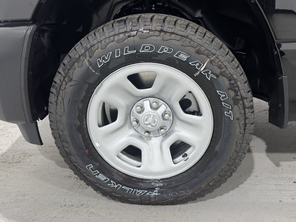 New 2027 RAM 1500 Tradesman w/ Off Road Group AWD/4WD image 8