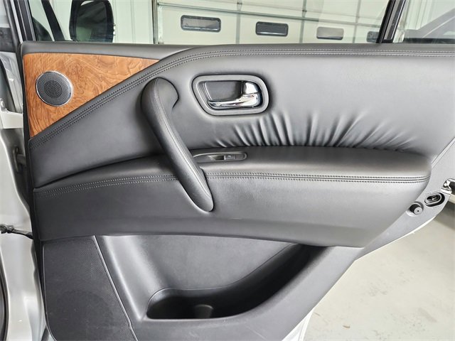 Used 2023 Nissan Armada SL w/ Captain's Chairs Package image 50