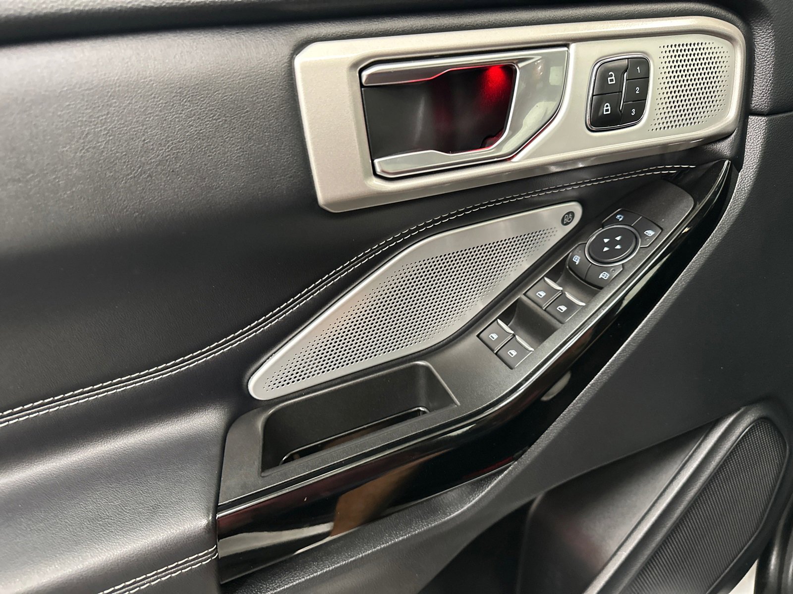 Used 2022 Ford Explorer ST w/ Equipment Group 401A image 36