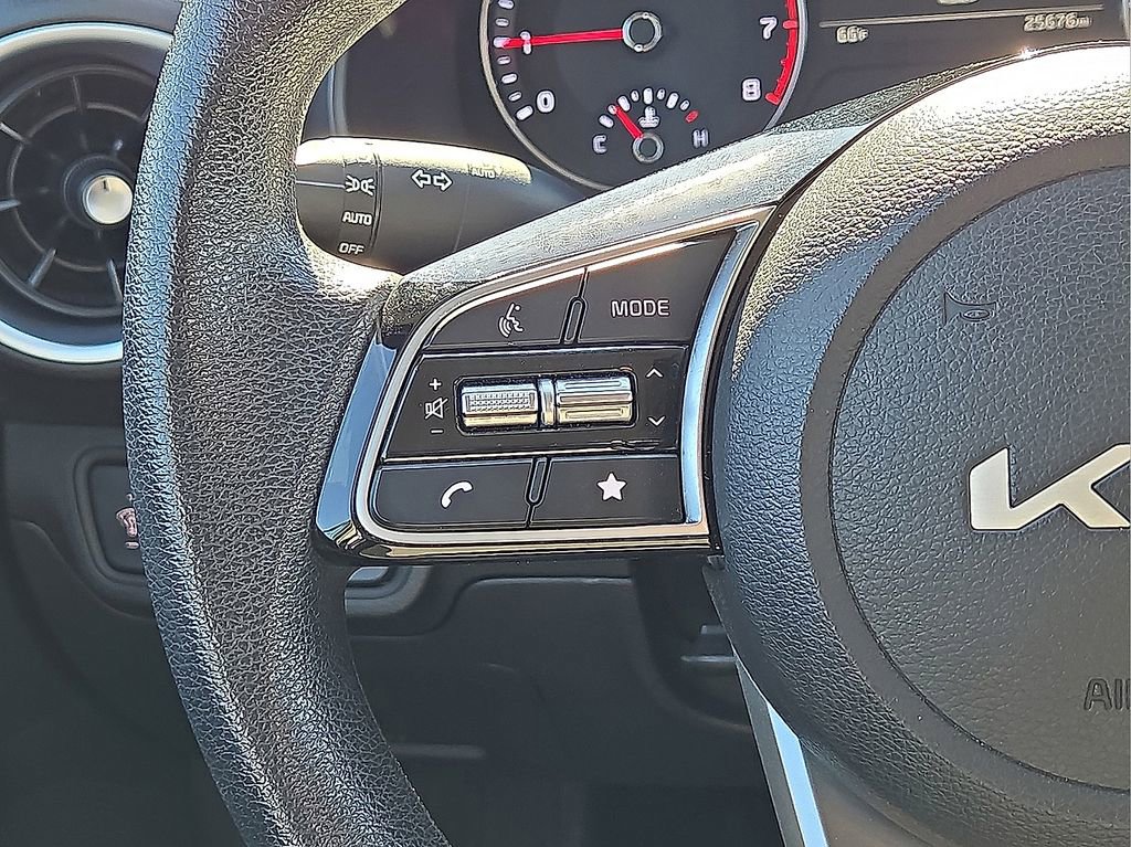 Used 2024 Kia Forte LXS image 18