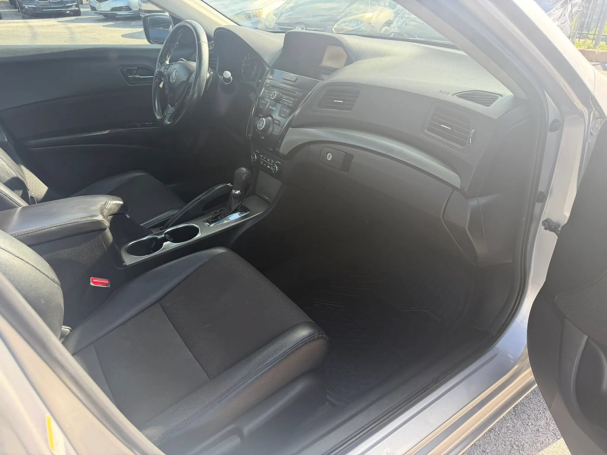 Used 2013 Acura ILX FWD image 10
