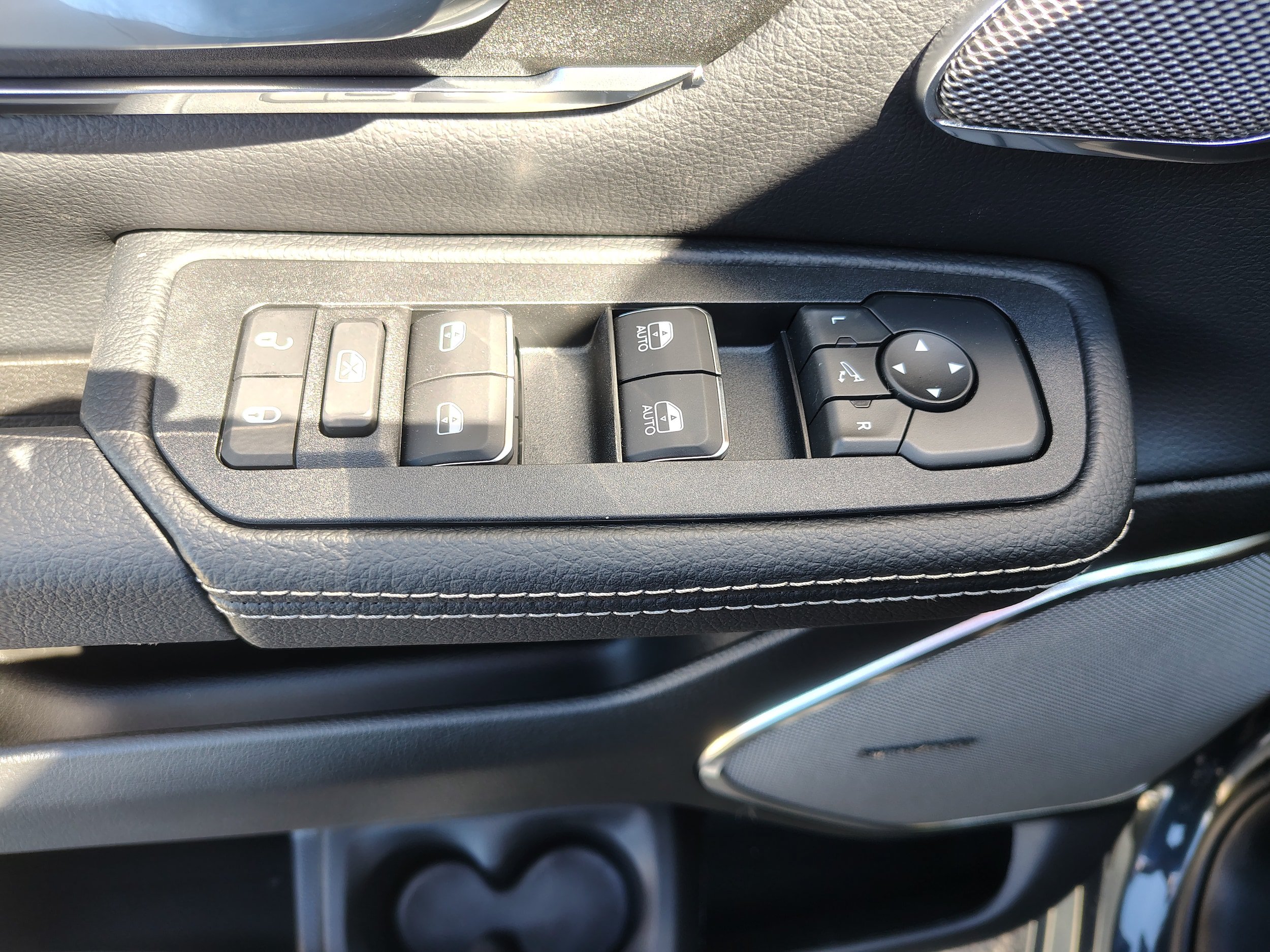 New 2027 RAM 1500 Laramie AWD/4WD image 21