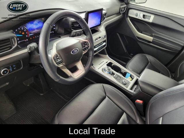 Used 2023 Ford Explorer XLT w/ Equipment Group 202A AWD/4WD image 12