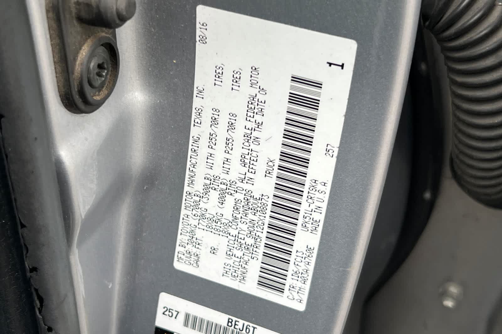 Used 2016 Toyota Tundra SR5 w/ Tow Package RWD image 30